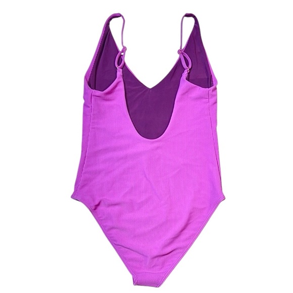 Beach Riot Reese Scoopback One-Piece Swimsuit - Picture 15 of 15